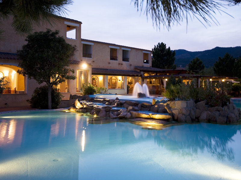 Colonna Du Golf Hotel