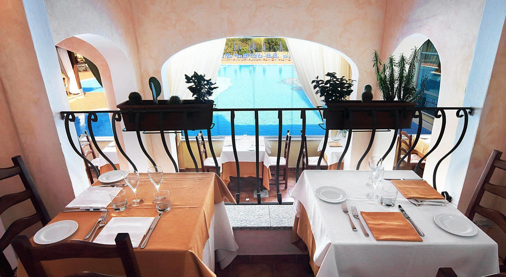 Hotel Colonna Du Golf